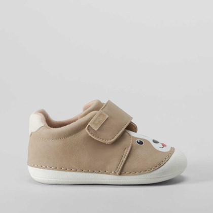 Deportiva gateo gato beige COMFEET