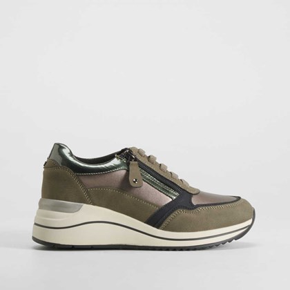 Sneaker cuña elástico verde COMFEET