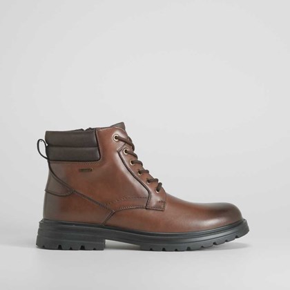 Bota de piel montaña de COMFEET