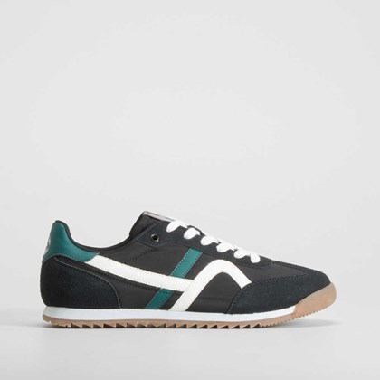 Sneaker retro negra y verde NYC