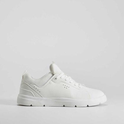 Zapatilla blanca urbana COMFEET