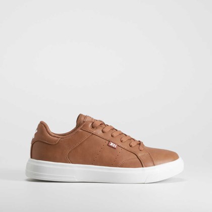 Deportiva casual camel XTI