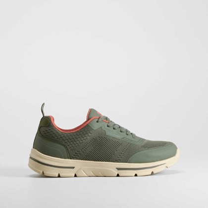 Deportiva verde COMFEET