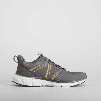 Deportiva running verde UTWO