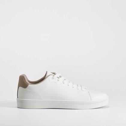 Deportiva basic blanca NYC