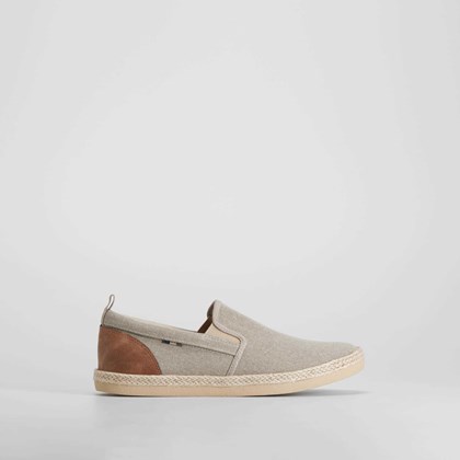 Zapatilla lona slip on casual beige NYC