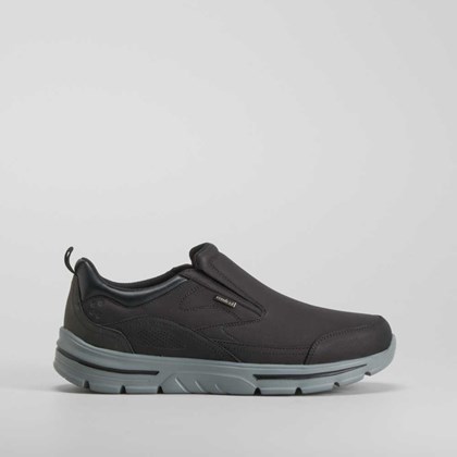Zapato slip on helium negra COMFEET