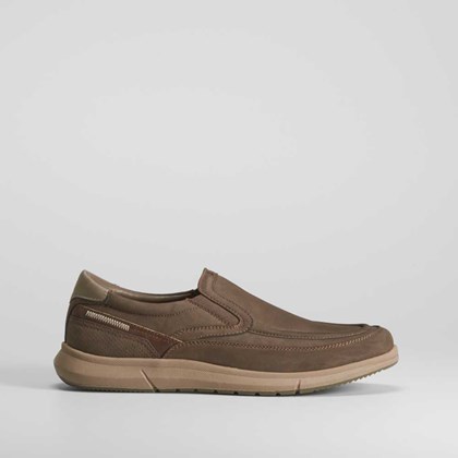 Zapato deportivo slip on marrón COMFEET