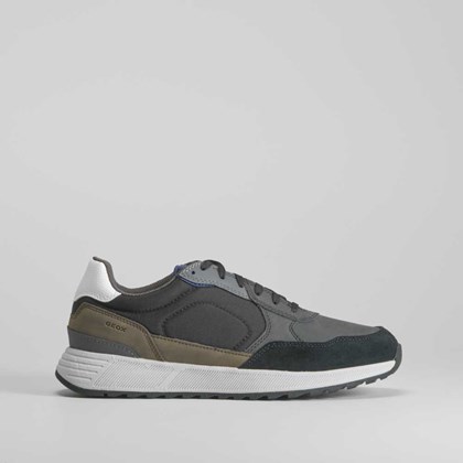 Zapatilla deportiva Molveno negra GEOX