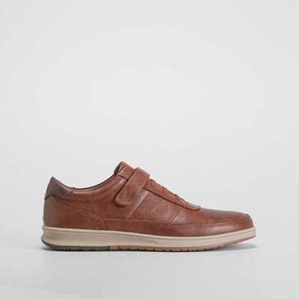 Zapato casual marrón COMFEET