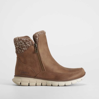 Botín plano sport marrón SKECHERS