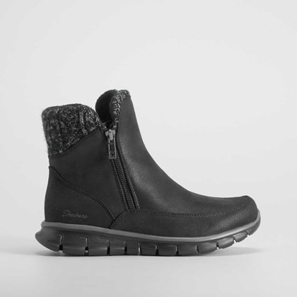 Botín plano sport negro SKECHERS