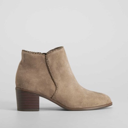Botín tacón medio piel taupe FOSCO