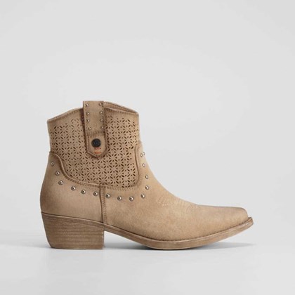 Botín campero beige tacón bajo REFRESH