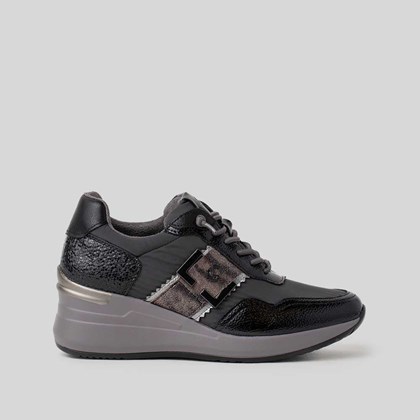Deportiva casual cuña animal negra MYSOFT