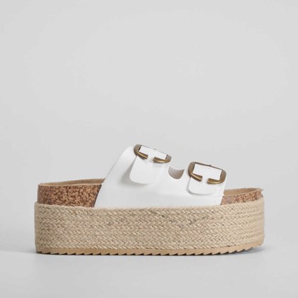 Sandalia bio plataforma dos hebillas blanca NYC