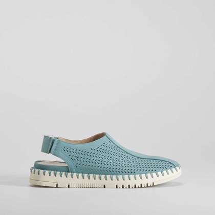 Zueco perfos azul COMFEET