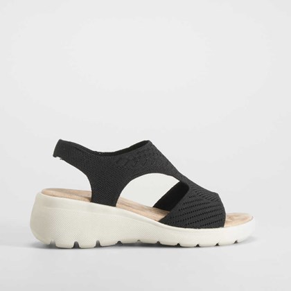 Sandalia cuña negra COMFEET