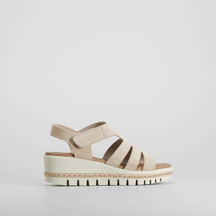 Sandalia cuña piel beige SENDA ROAD