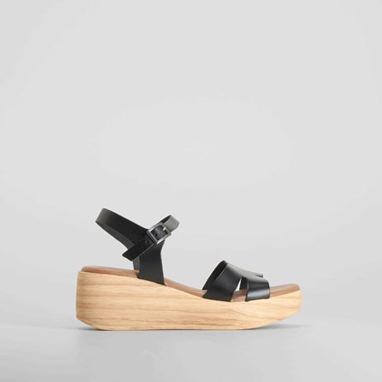Sandalia cuña piel madera negra SENDA ROAD