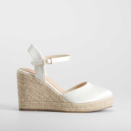 Sandalia cuña de yute blanca PICCOLA PIU