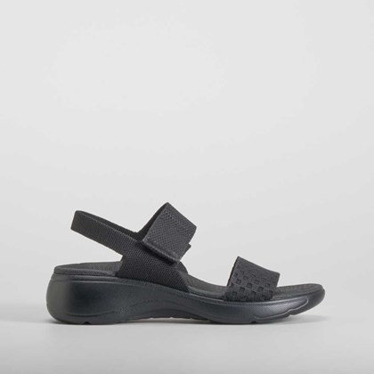 Sandalia deportiva cuña negra UTWO