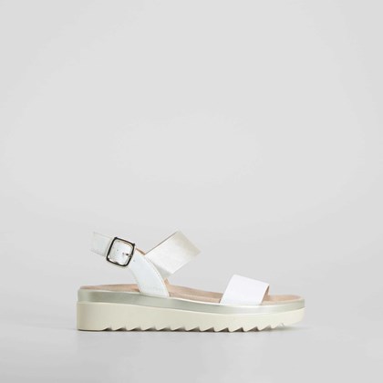 Sandalia plana blanca COMFEET