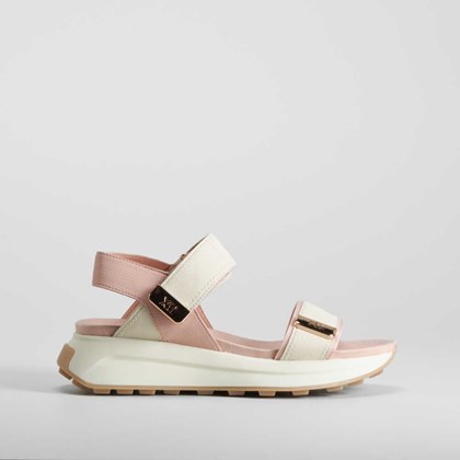 Sandalia con velcro color nude XTI