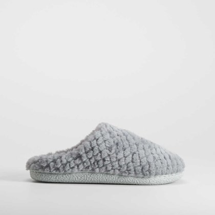 Zapatilla casa pelo grabada gris OLYNE
