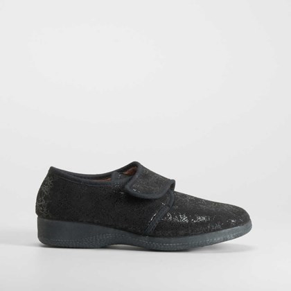 Zapatilla casa cerrada velcro negra COMFEET