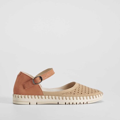 Merceditas perfos marrón COMFEET