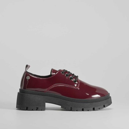 Blucher granate de charol con cordones NYC