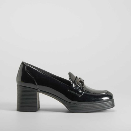 Mocasín tacón plataforma charol negro PICCOLA PIU
