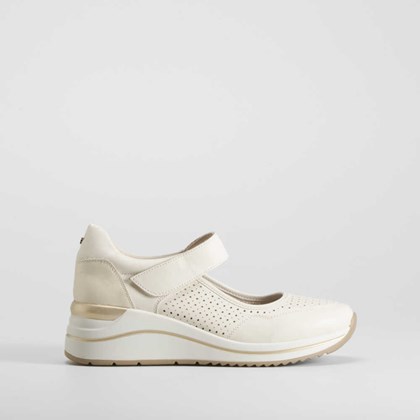 Zapato mary jane beige y oro COMFEET