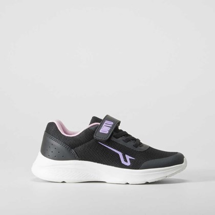 Deportiva negra y lila UTWO