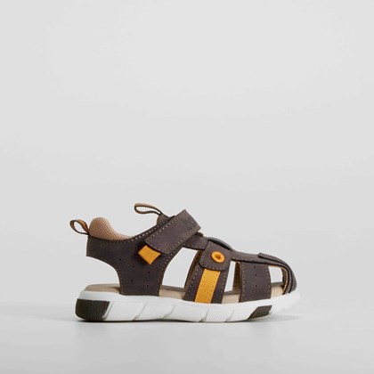 Sandalia cangrejera bebé marrón BACHE