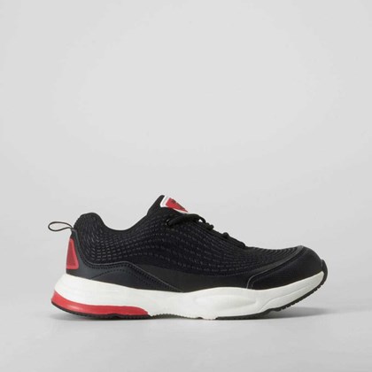 Sneaker negra SEVEN FIVE