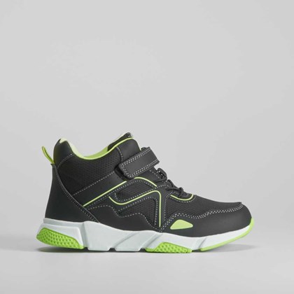 Zapatilla alta negra Seven Five