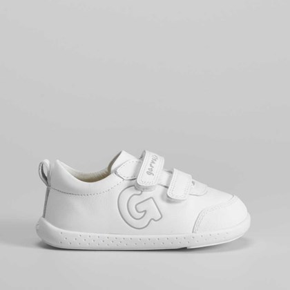 Deportiva blanca con velcros GARVALIN