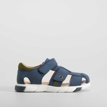 Sandalia cerrada casual azul SEVEN FIVE