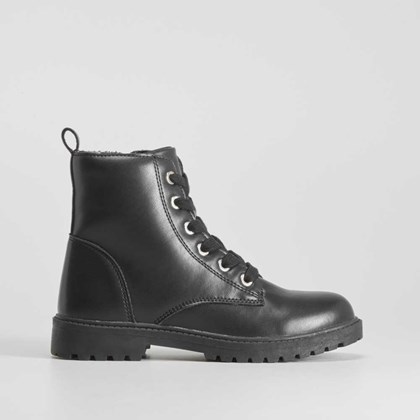 Botín militar plano negro OH GIRL