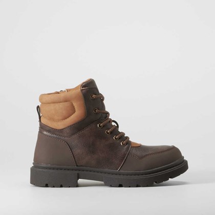 Botín montaña marrón SEVEN FIVE