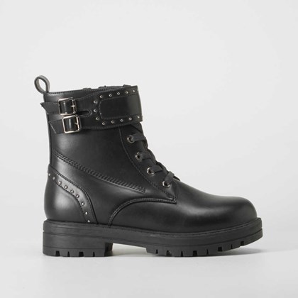 Bota tachuelas negro OH GIRL