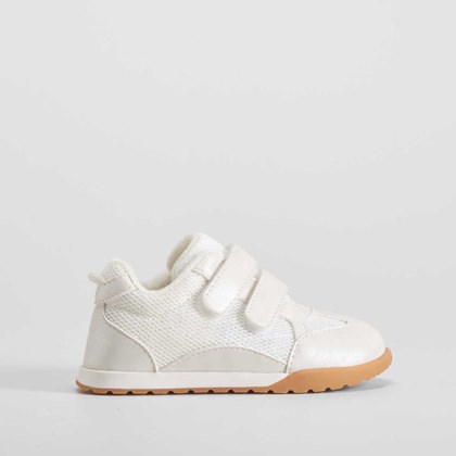 Deportiva bebé beige COMFEET BABY