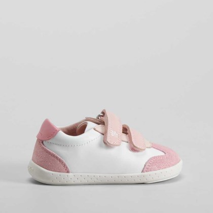 Deportiva bebé rosa GARVALIN