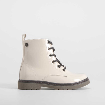 Botín charol beige XTI