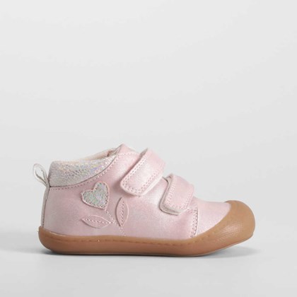 Botín corazón metalizado bebé rosa COMFEET