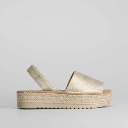 Sandalia menorquina con plataforma NYC