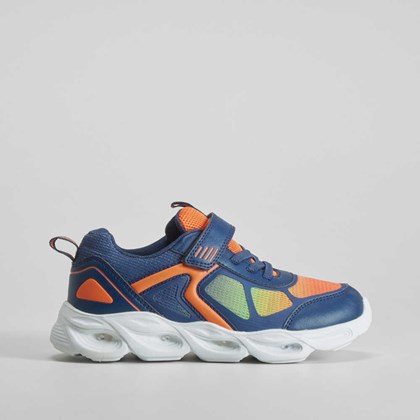 Deportiva con luces azul marino SEVEN FIVE