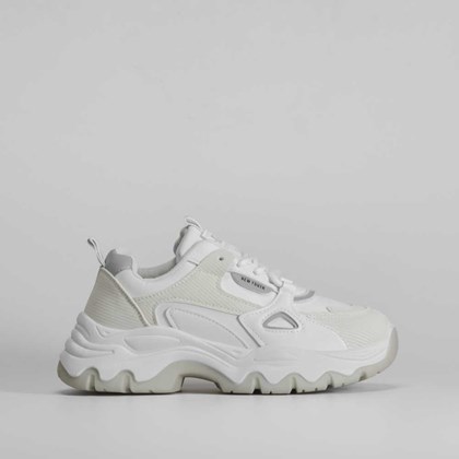 Deportiva plataforma chunky blanca NYC